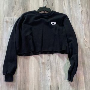 Brandy Melville Cropped Darling Crewneck